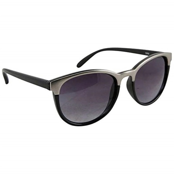 None Accessories - Stylish Black and Silver Sunglasses
